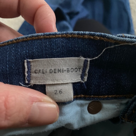 Madewell Cali Demi-Boot Jeans: Raw-Hem Edition - Picture 4 of 5